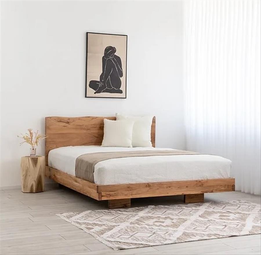 מיטת עץ במראה גושני | קסטל בורוכוב