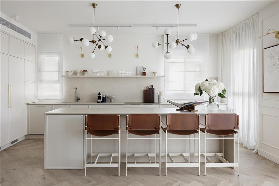 נגיעה חמה של צבע