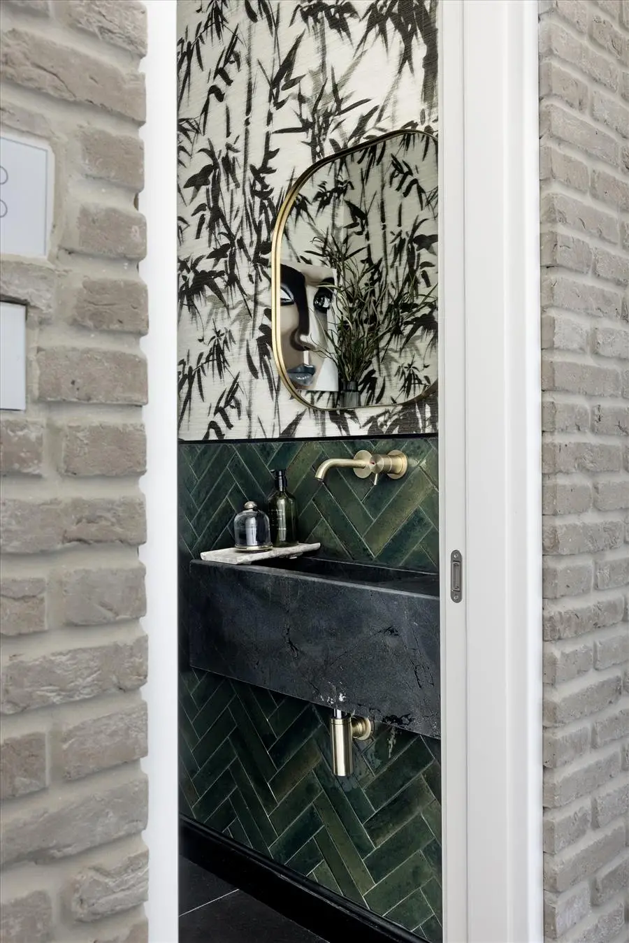 תפנית נועזת