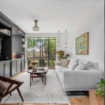 בית חדש לגמרי בתוך מעטפת קיימת