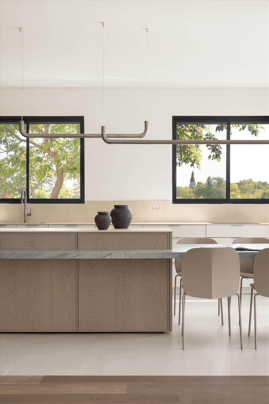 פינת האוכל שולבה כחלק בלתי נפרד מאי 