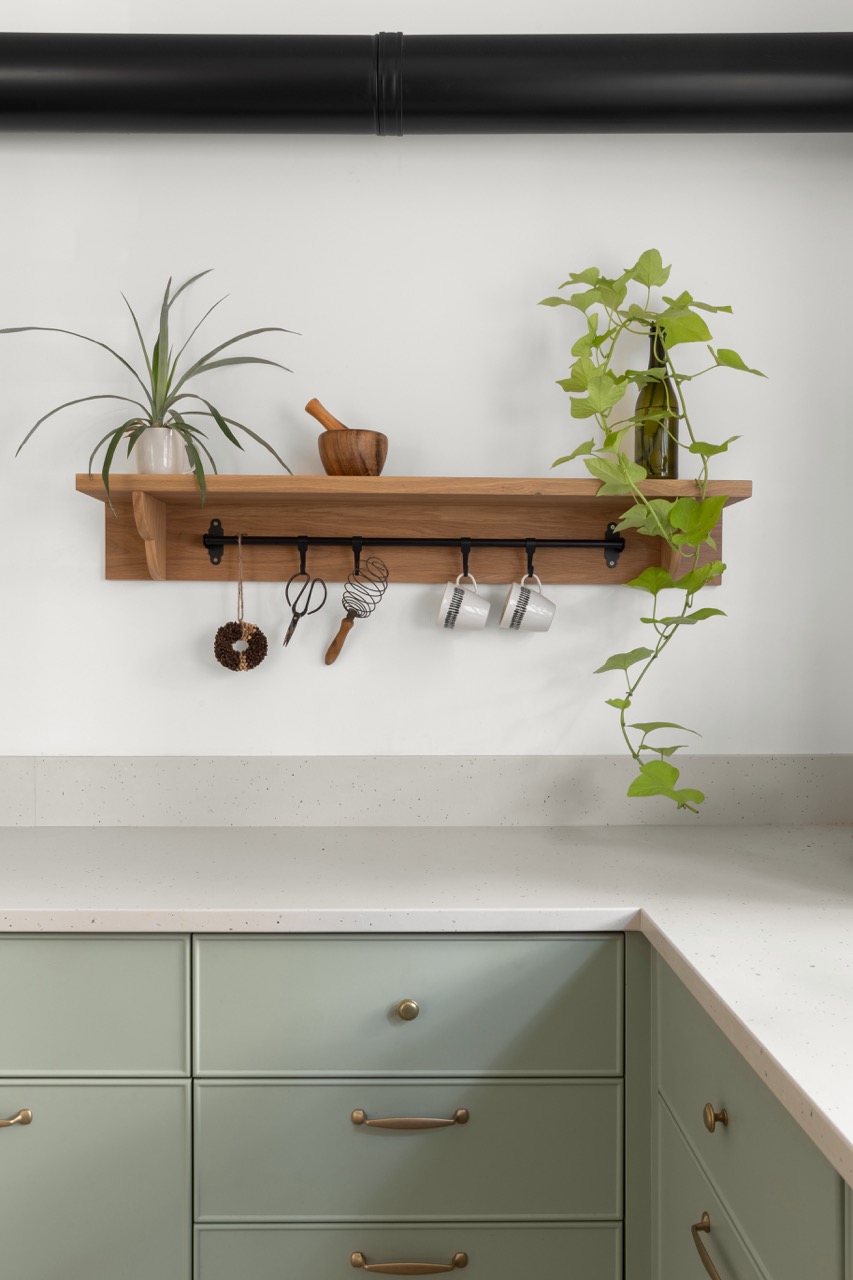 שילוב אלמנטים מעץ טבעי